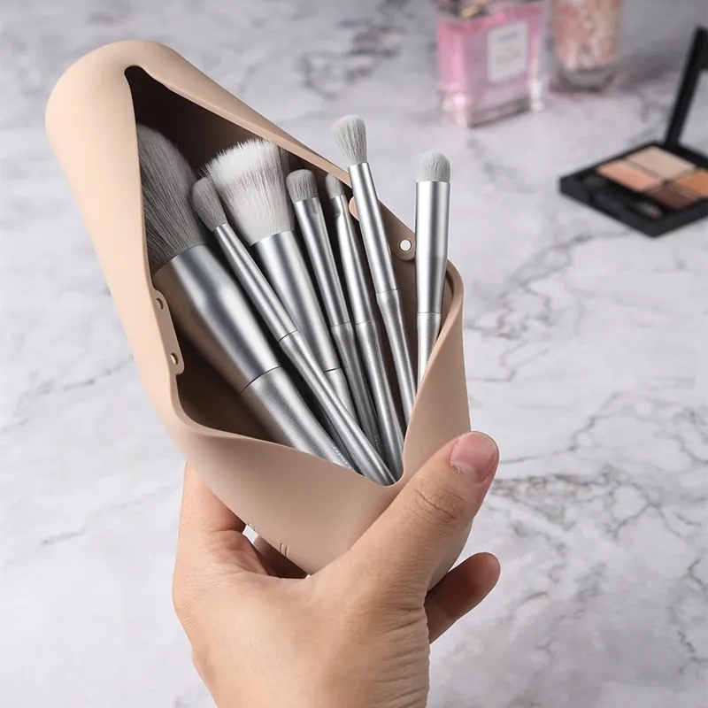 Makeup Brush Holder 1