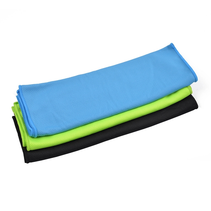 Cooling Towel w/ Portable Can 4
