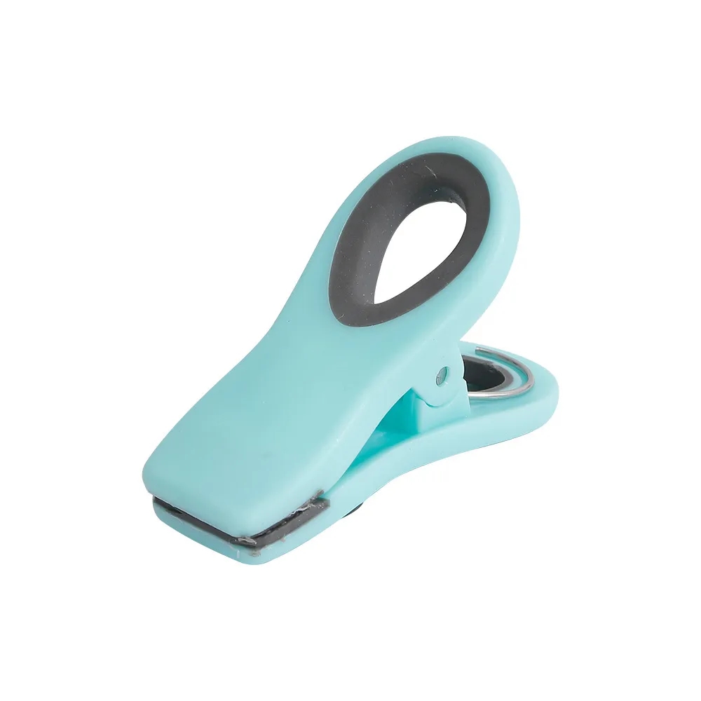 Magnetic Sealing Clip 2
