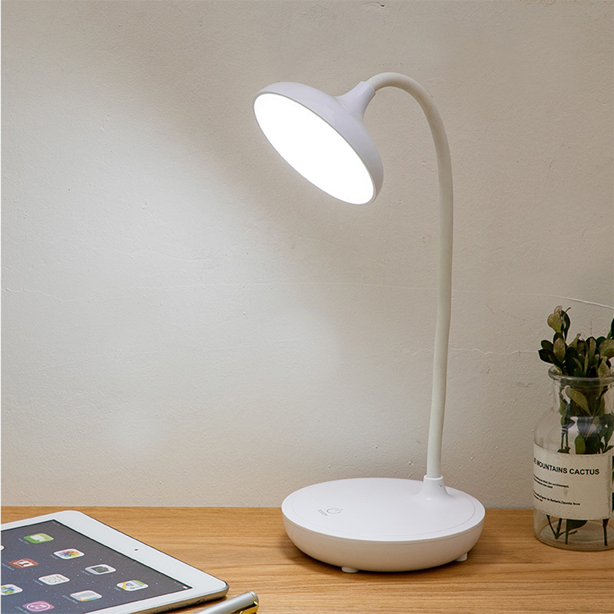 Wireless LED Desk Lamp with Rechargeable Battery 4