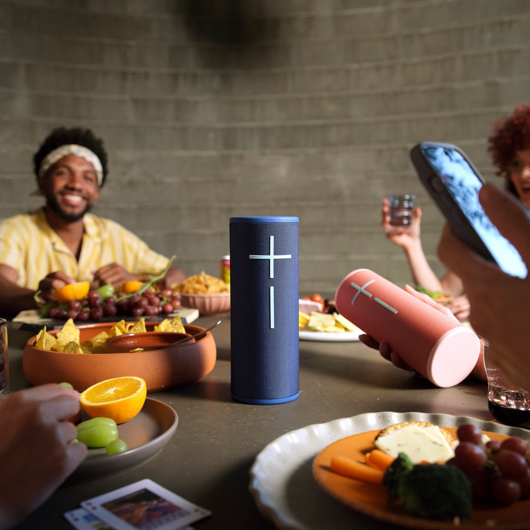 Logitech® Ultimate Ears MEGABOOM 4 Speaker 4