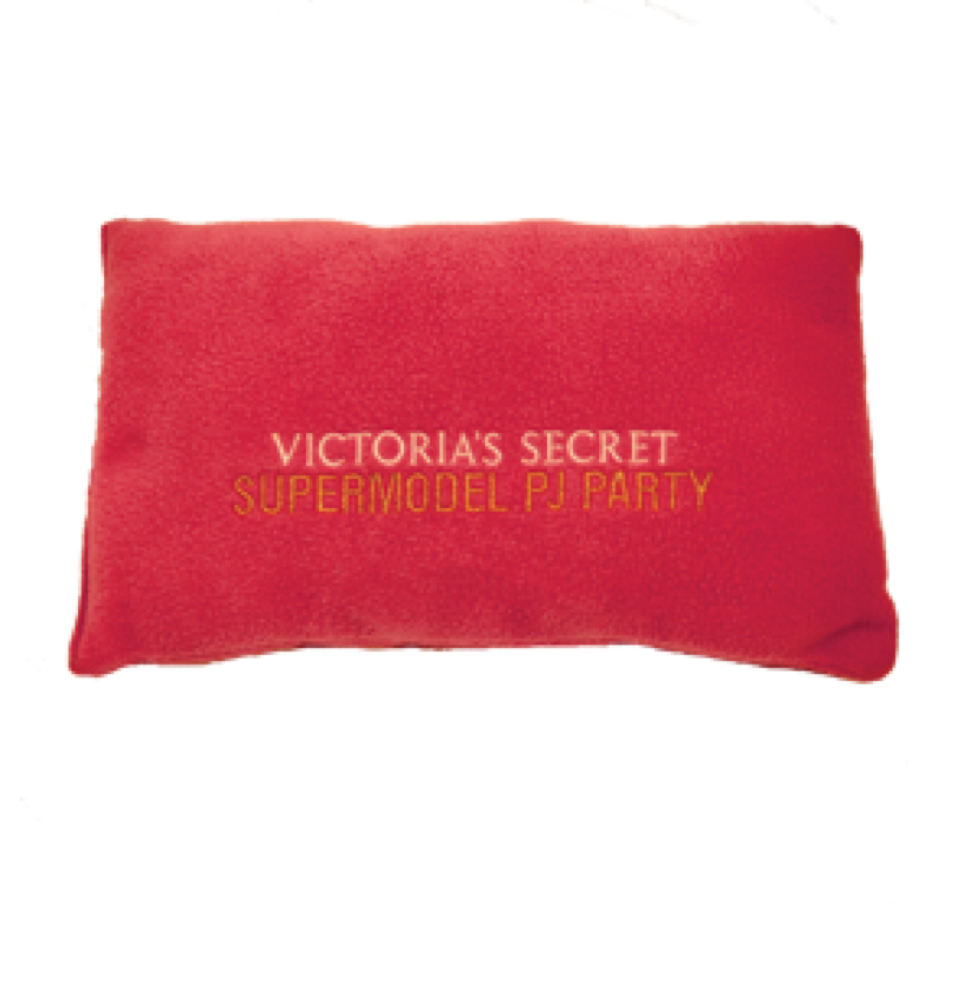 Poly/Cotton Snuggle Pillow 1