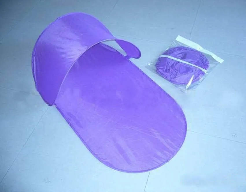 Quality Waterproof Beach Mat And Tent Shelter 1