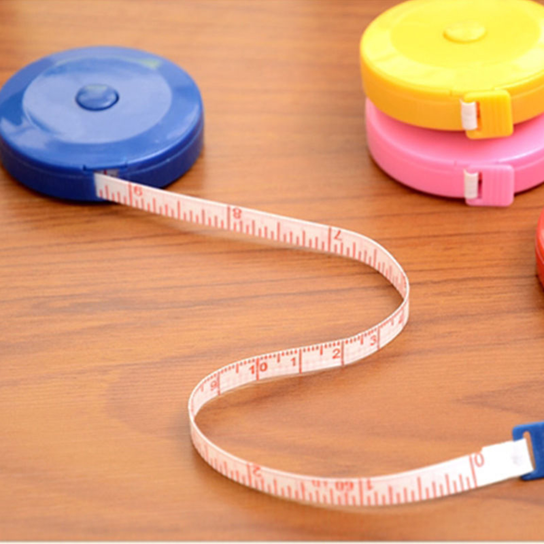 Retractable Tape Measure 2
