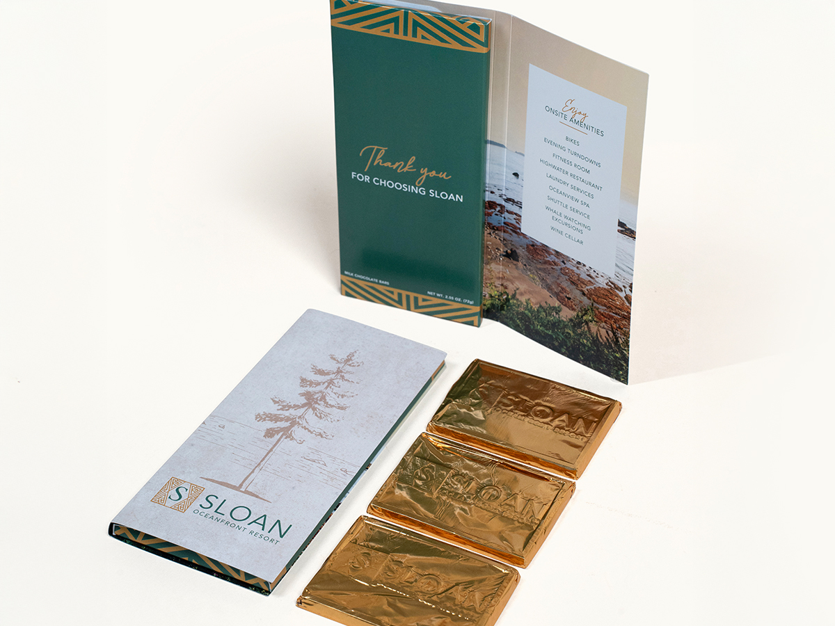 Deluxe Chocolate Storyteller with 3 Custom Engraved Chocolate Bars 3