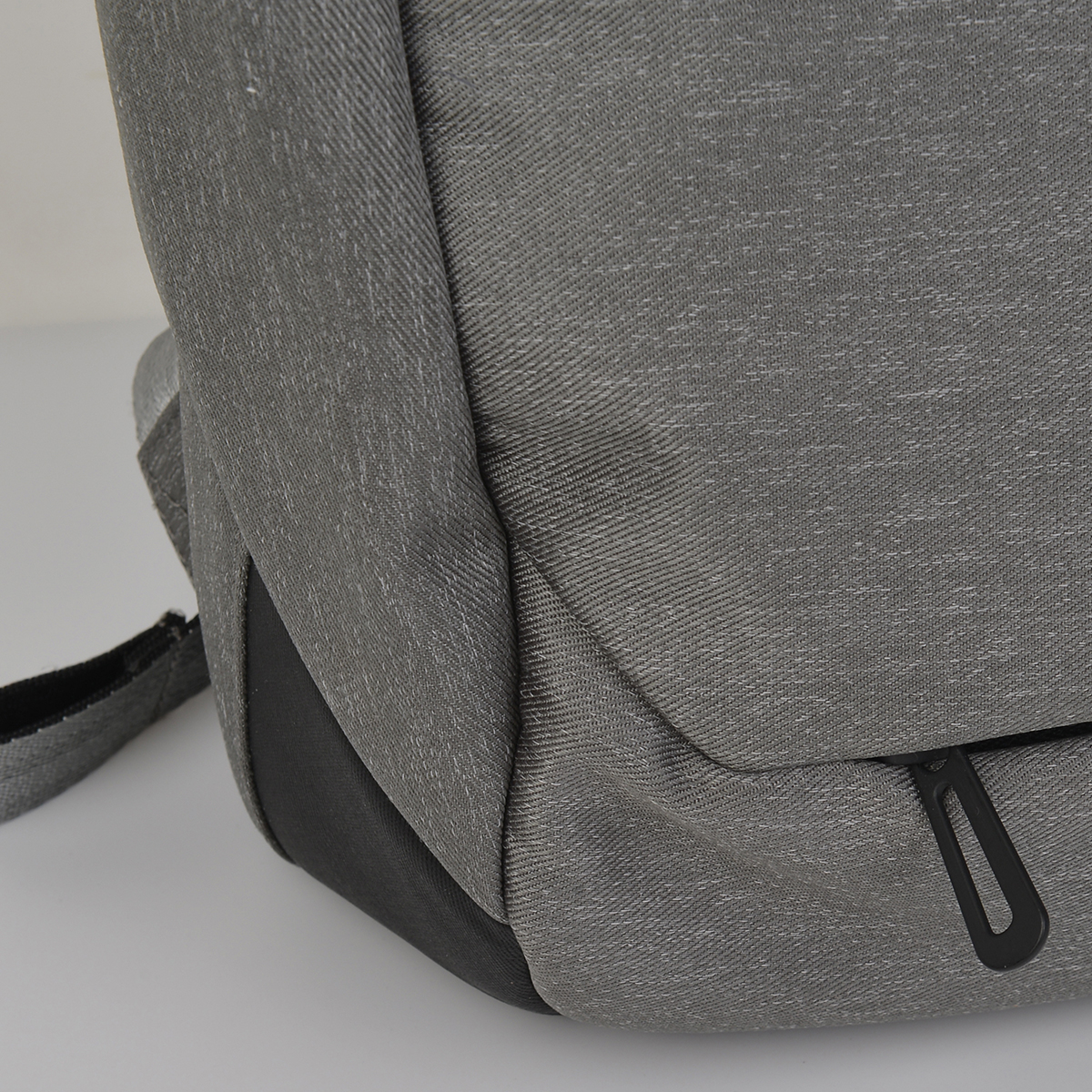UrbanTrek 15.6" Padded Laptop Backpack 11