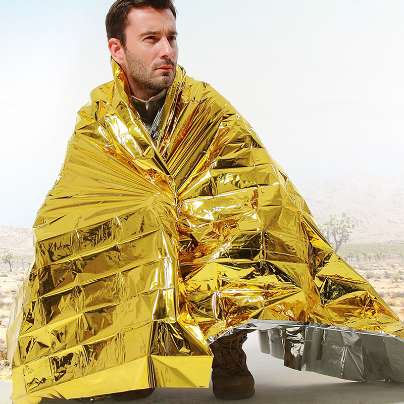 Life-saving Thermal Emergency Blanket 1