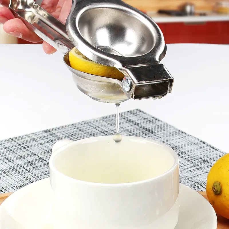 Stainless Steel Manual Fruit Juicer 3