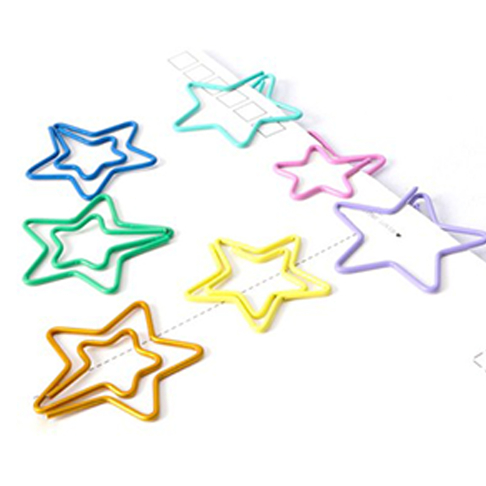 Star Shaped Paper Clips w/Tin Container 4