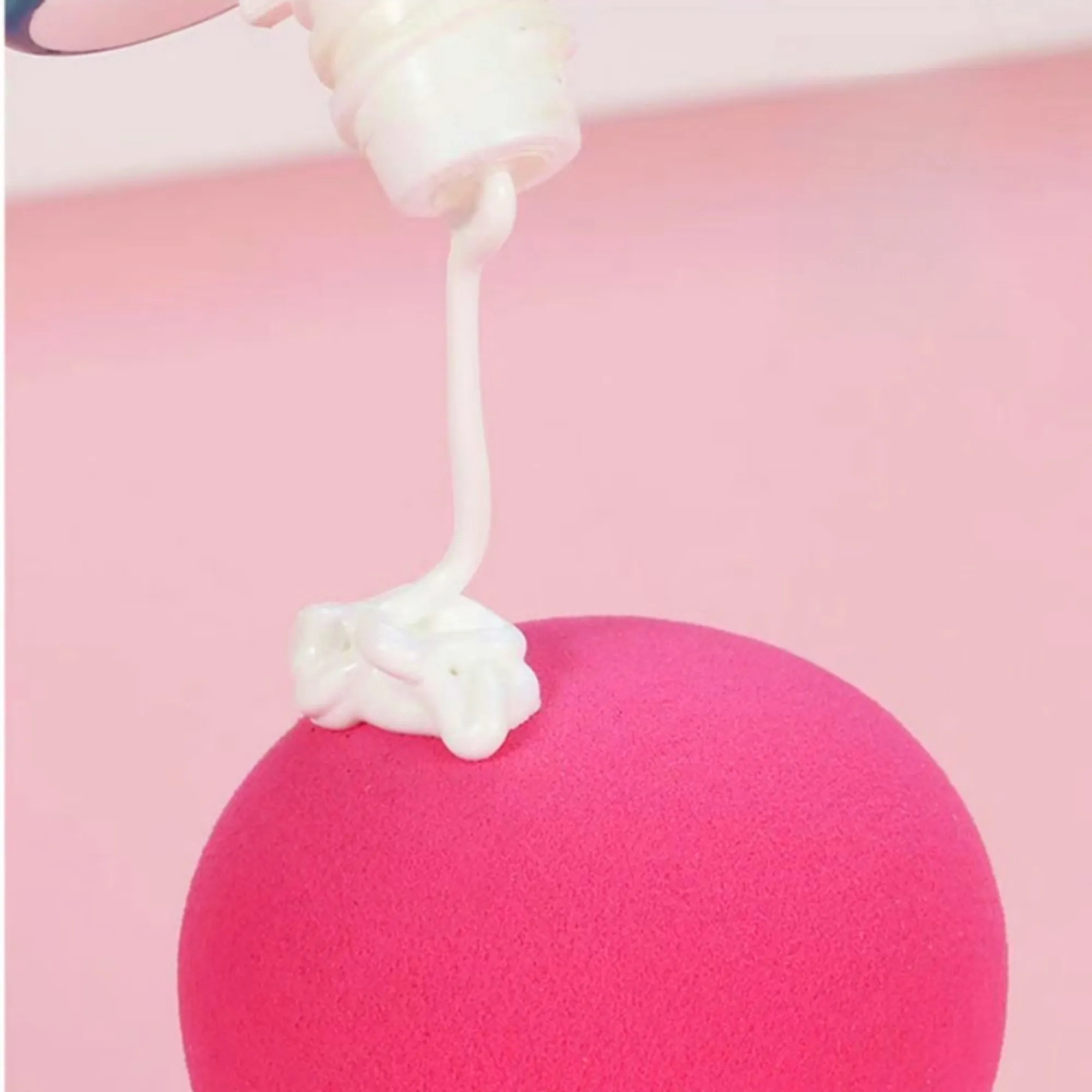 Powder Puff Makeup Sponge With Handle 4