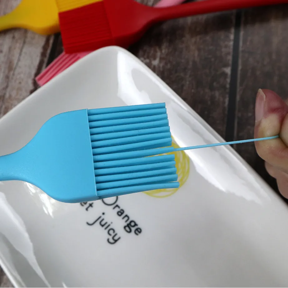 Integrated Silicone Food Brush 4