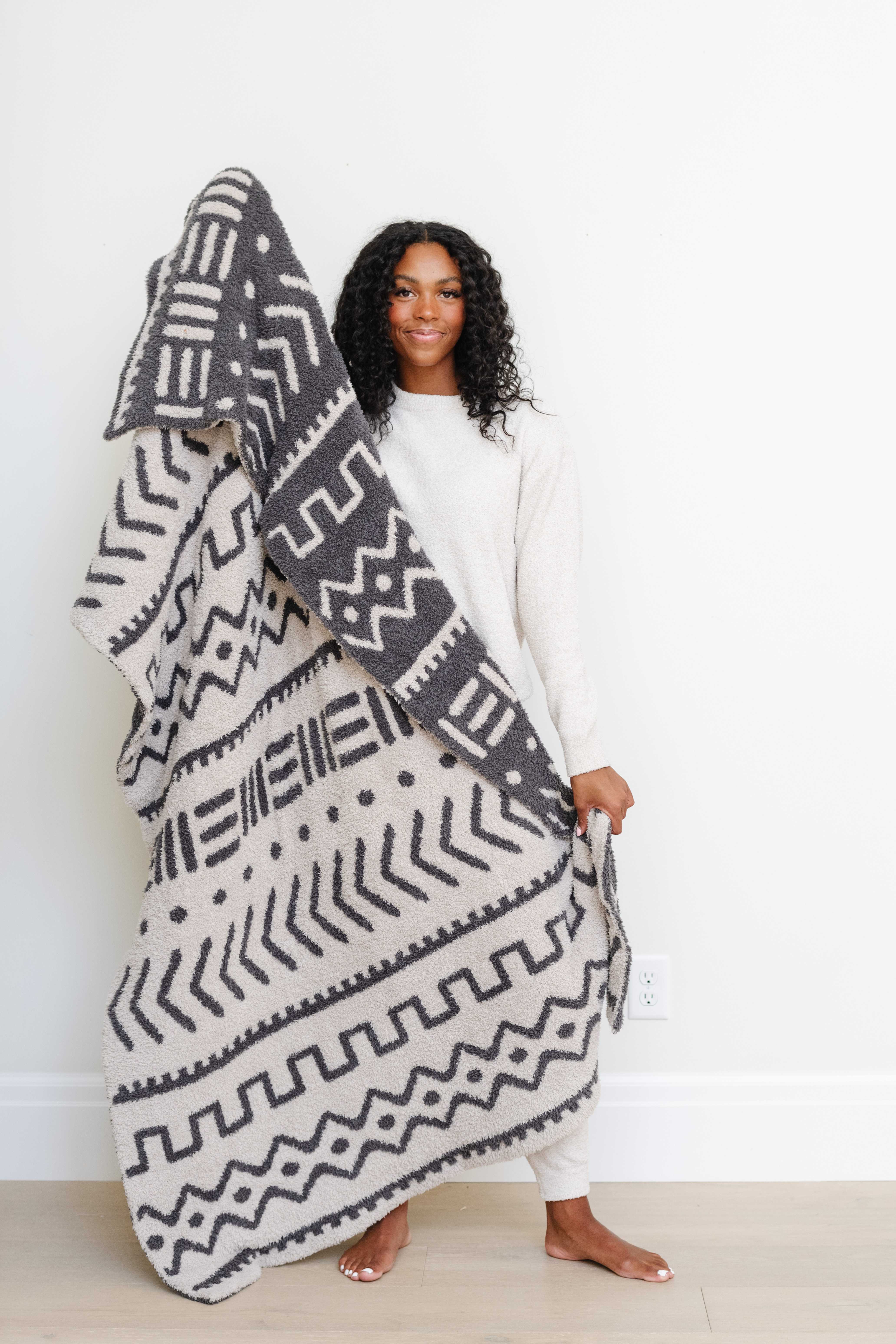 Double Layered Bamboni Mudcloth-Throw Luxury Blanket (50x60) 1