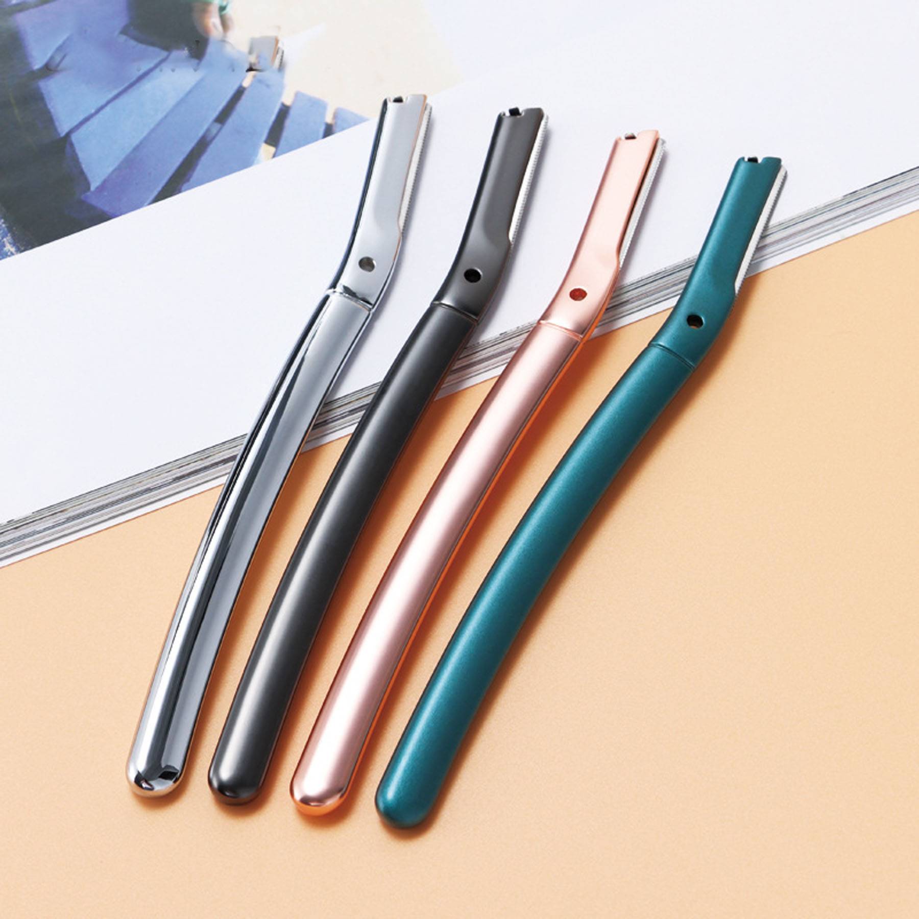 Eyebrow Razor 3