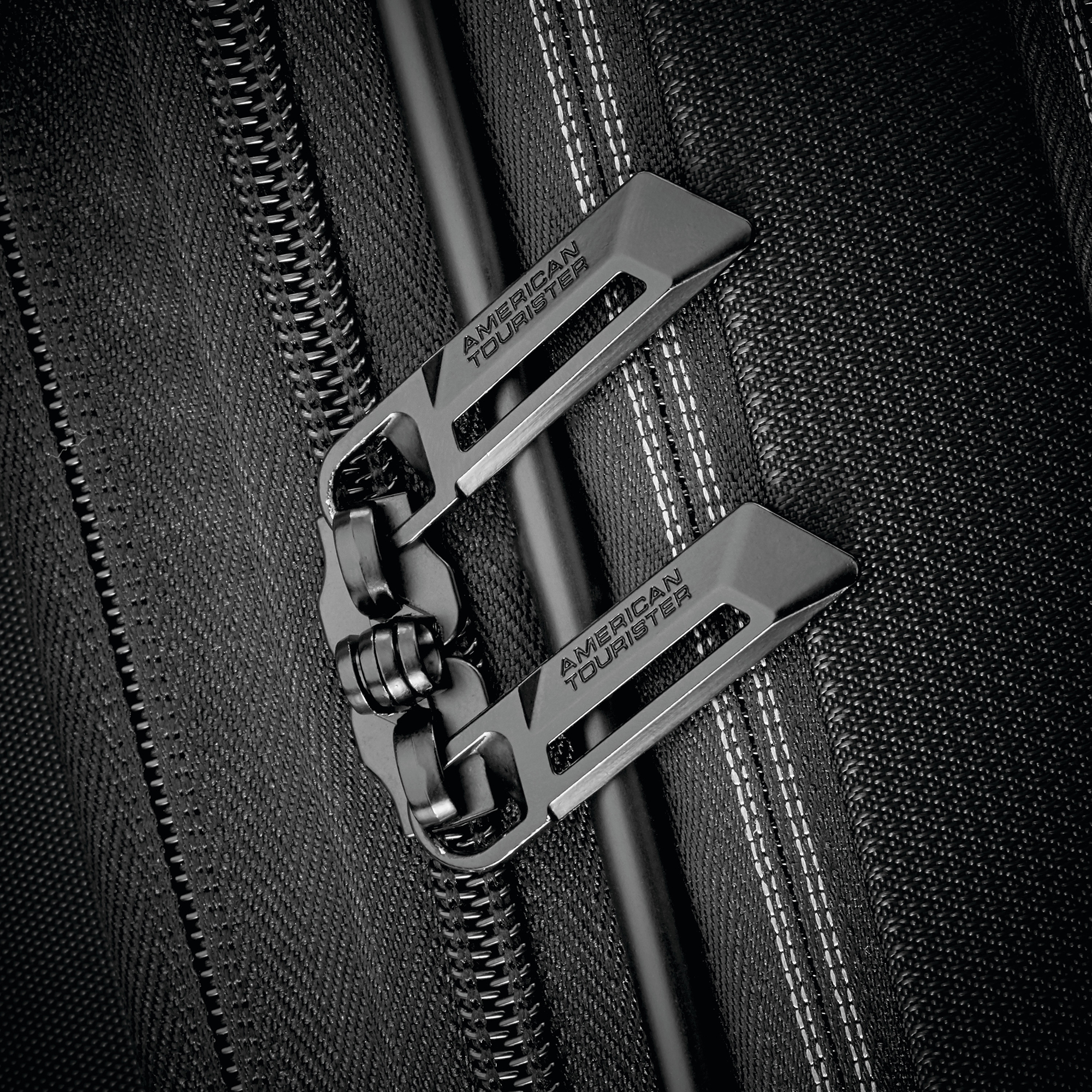 American Tourister® Zoom Turbo 20" Spinner Carry-On 11