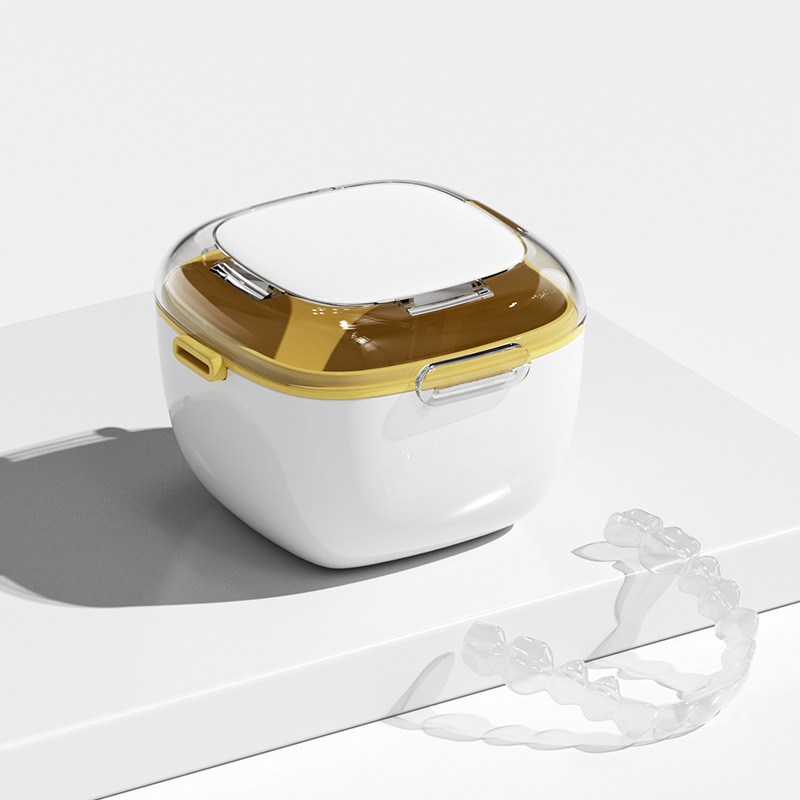 Portable Retainer Case Storage Box 4