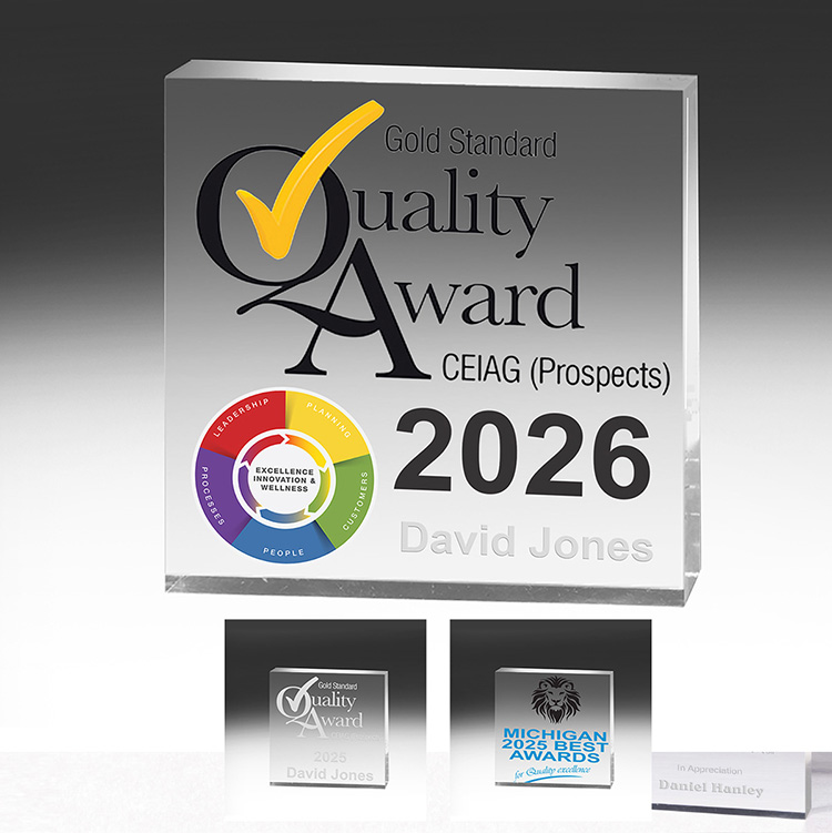 2 1/2" x 2 1/2" x 1/2" Mini Square Acrylic Paperweight - 2019L (Laser)