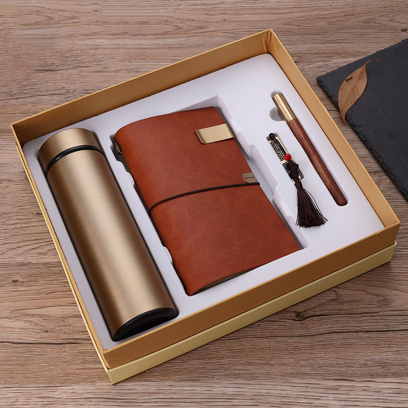 Integrated Design 4-Piece Office Gift Set 5