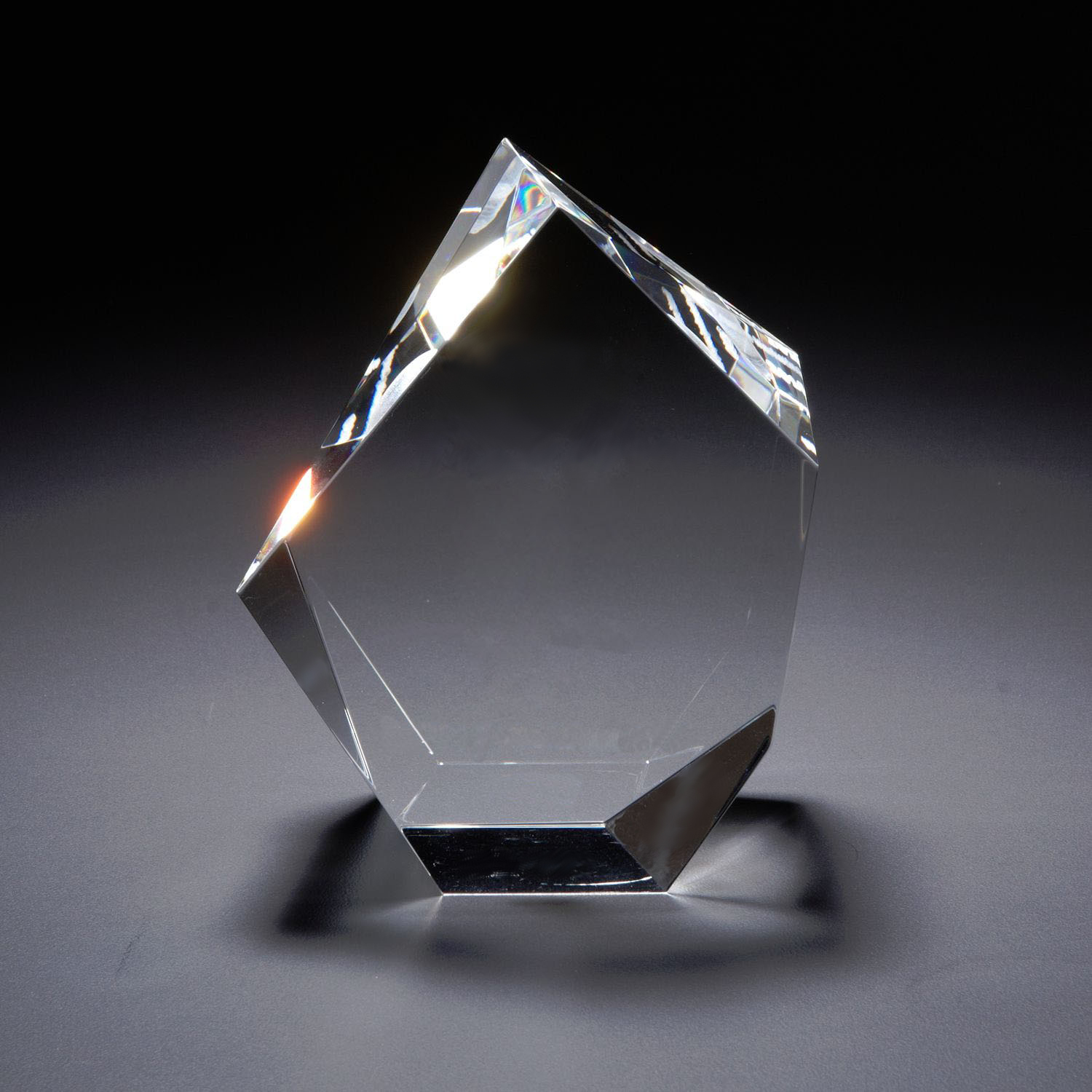 3D Crystal Maximo Small Award 2