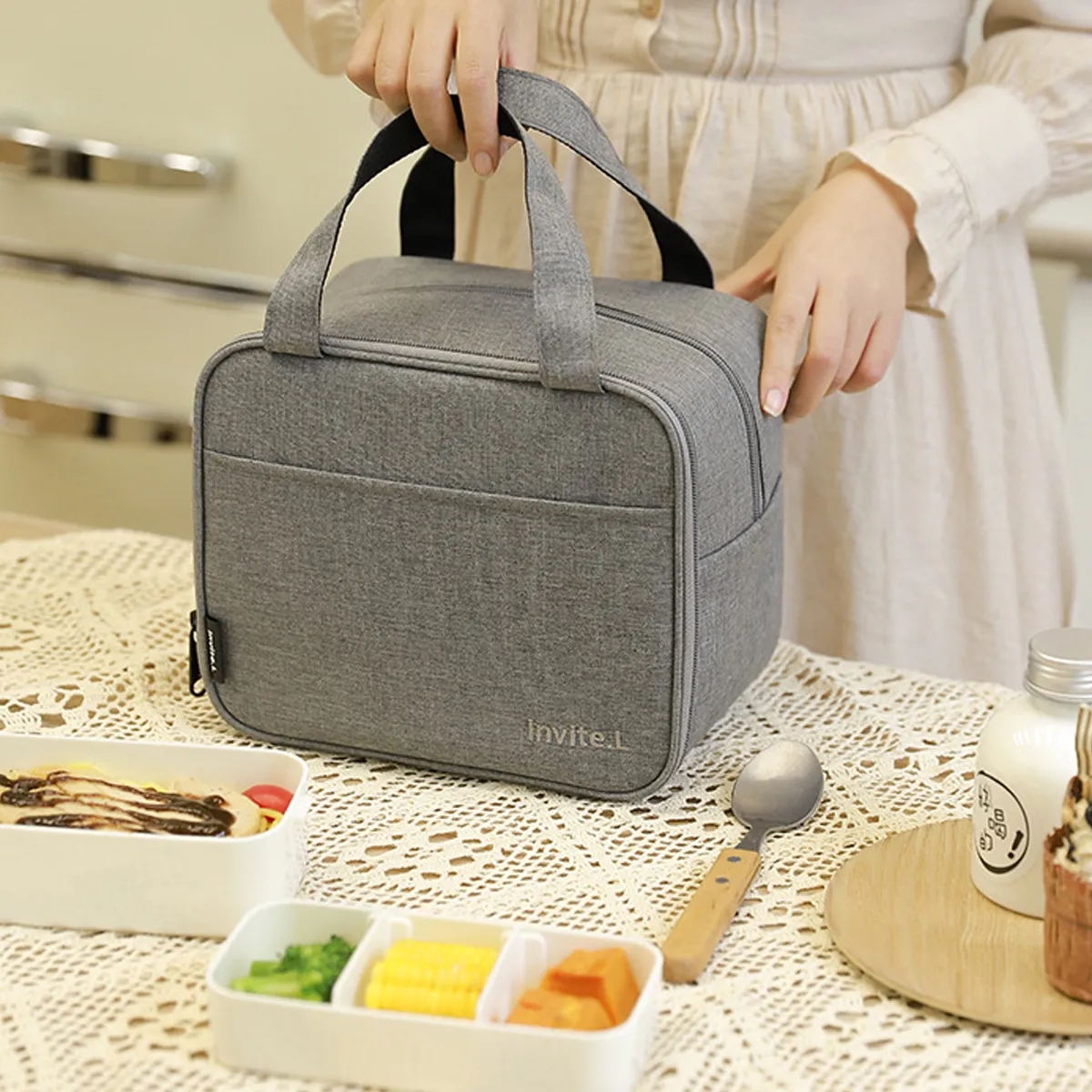 Insulated Oxford Lunch Tote With Leakproof Liner 4