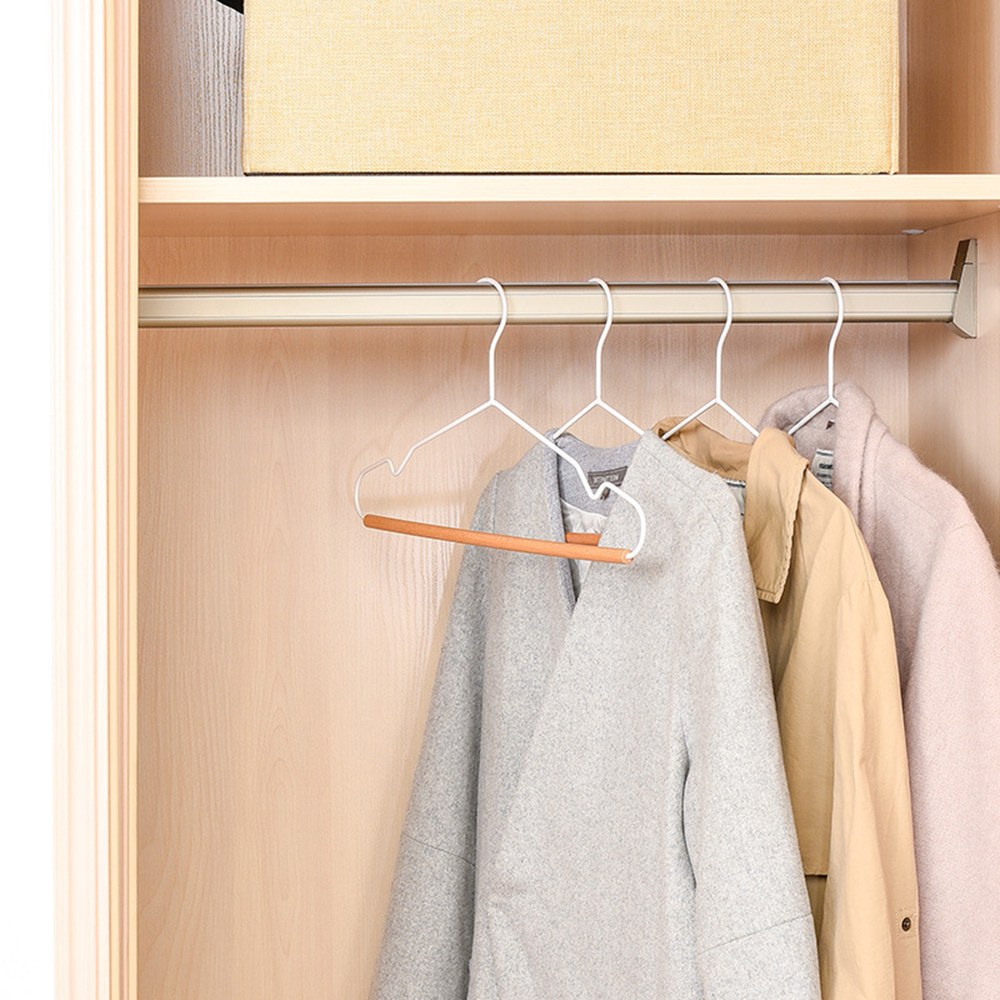 Clothes Hanger 1