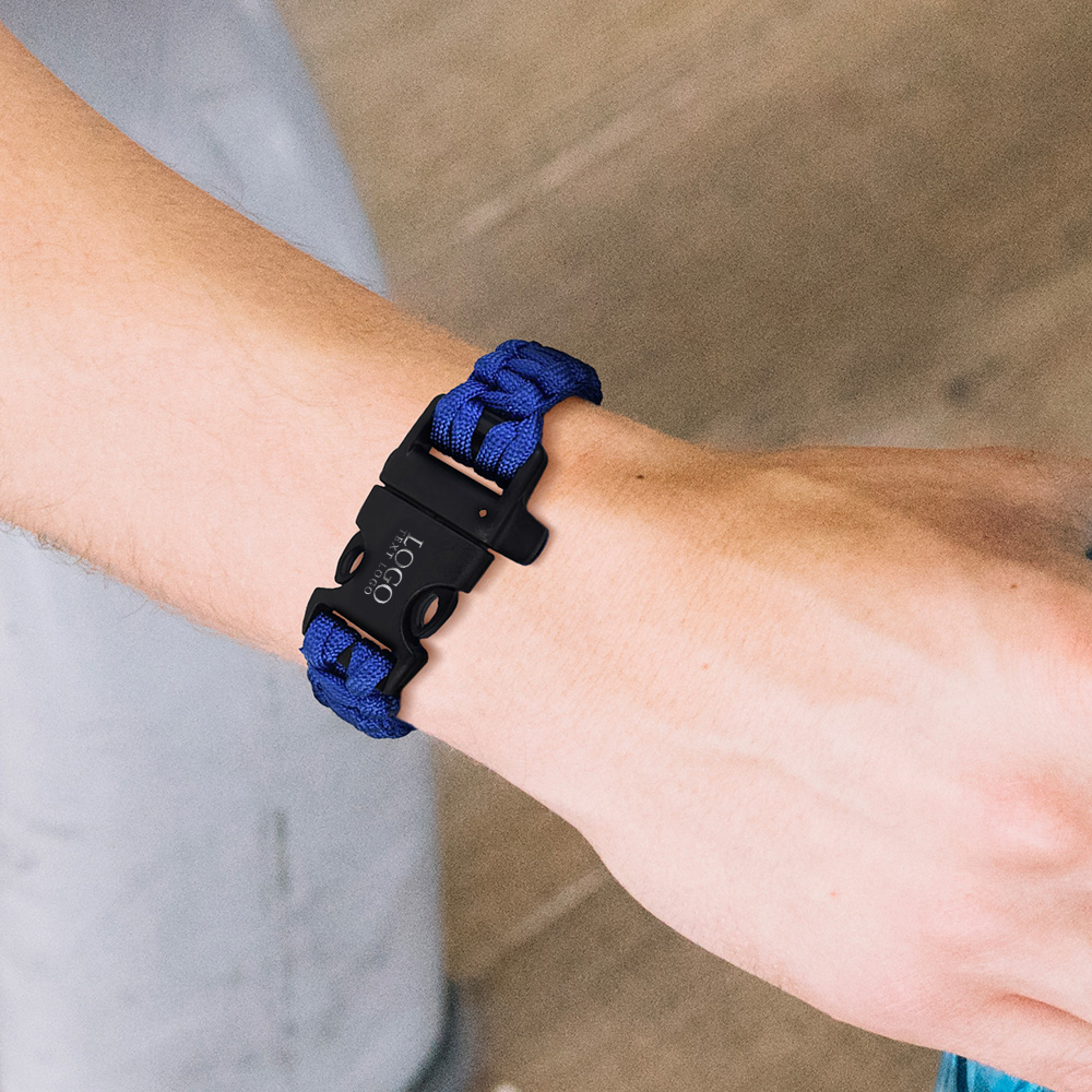Survival Paracord Bracelet with Whistle 12