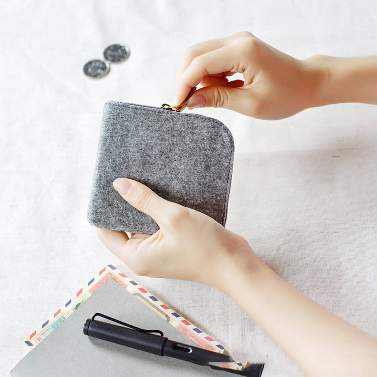 Zippered Felt Fabric Coin Purse 4
