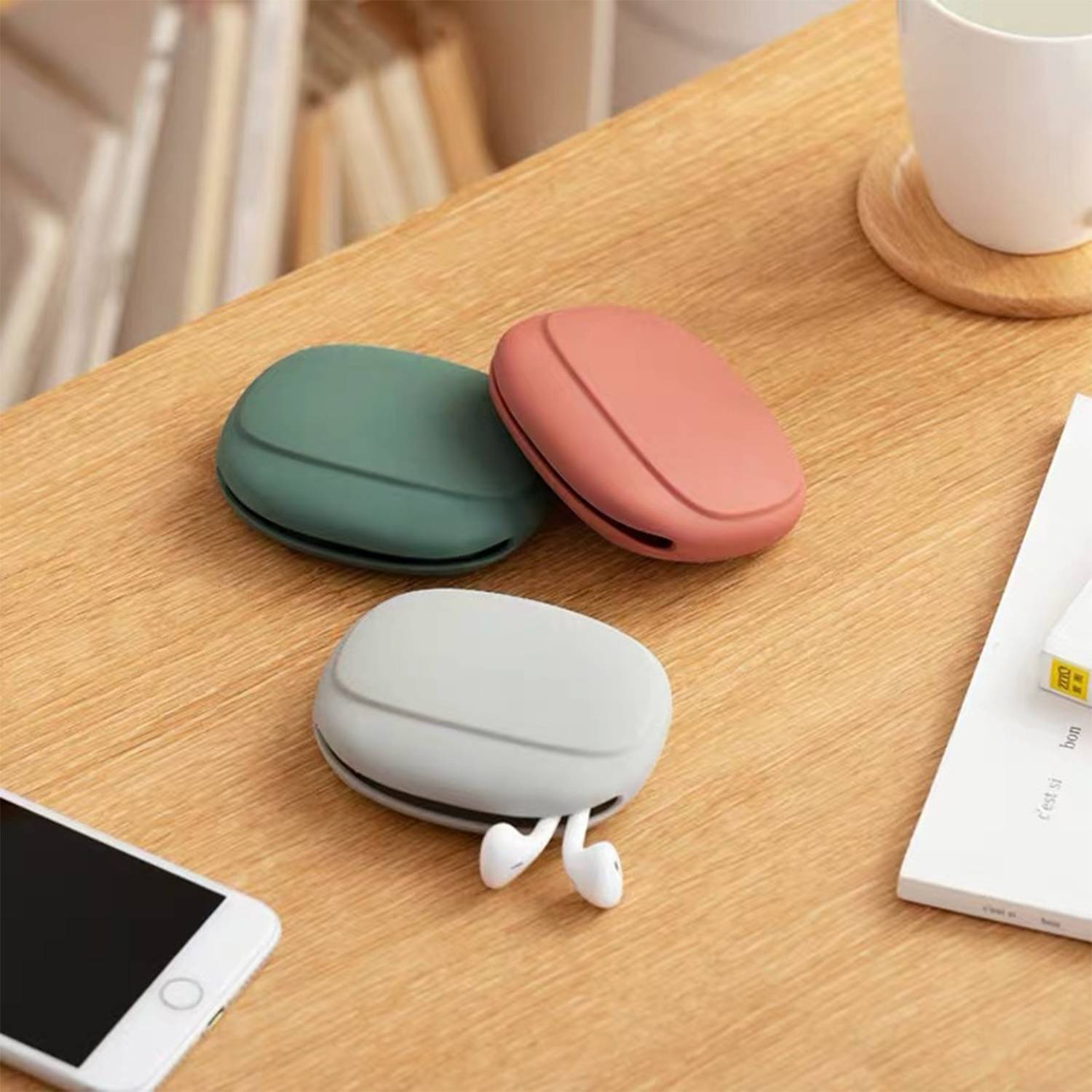 Silicone earphone storage bag 3