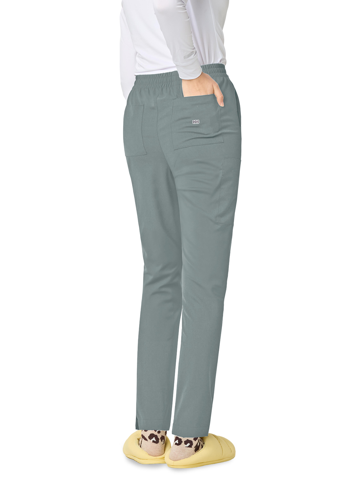 Parkley Quantum - Women's Seven-Pocket SAGE Cargo Pant 3