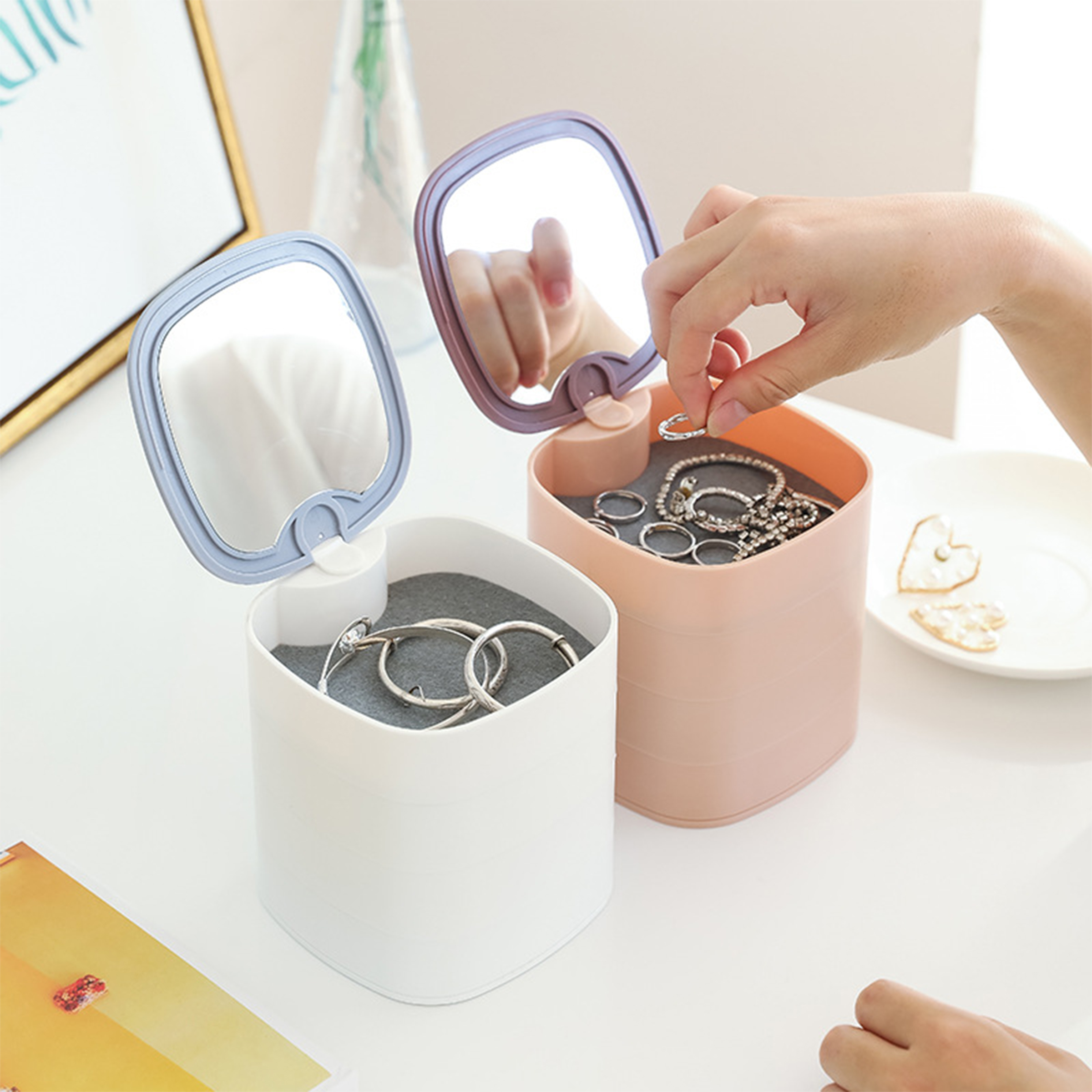 Plastic Large Capacity Rotating Jewelry Box 4