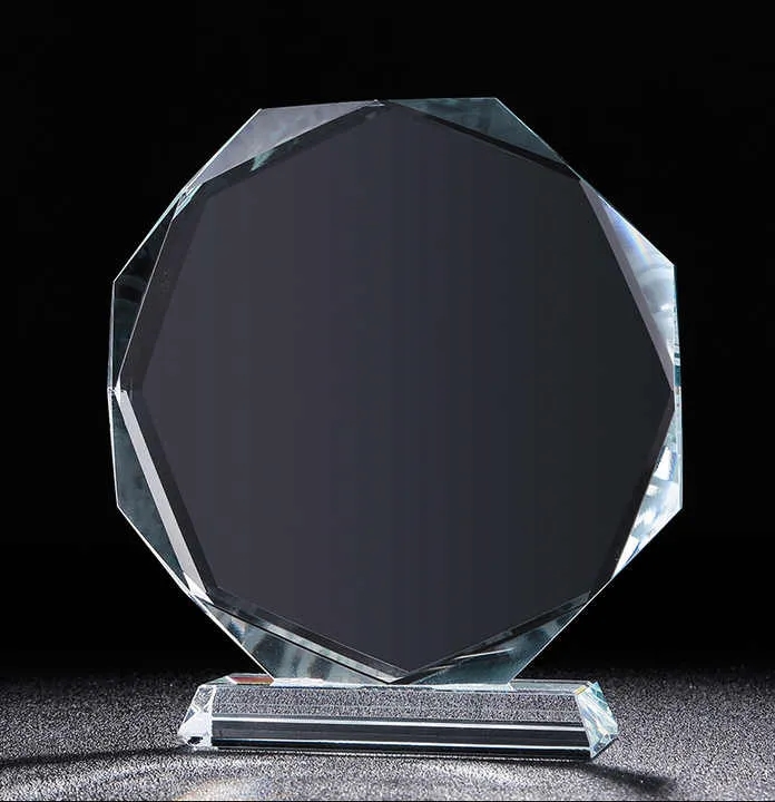 Octagonal crystal trophy 5