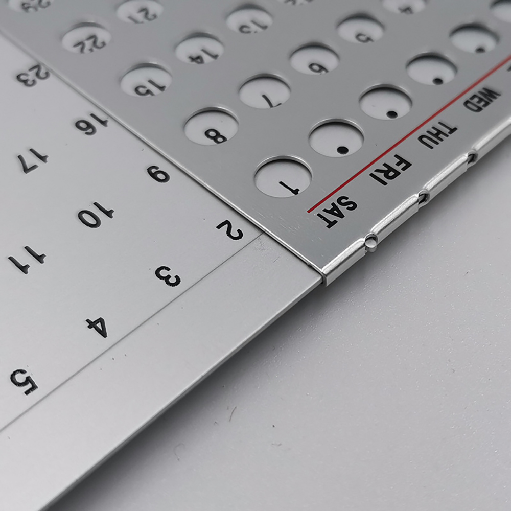 Foldable Aluminum Calendar 5
