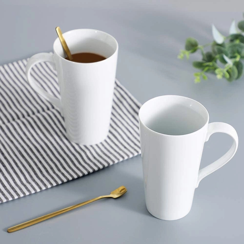 Funnel V ceramic cup 3