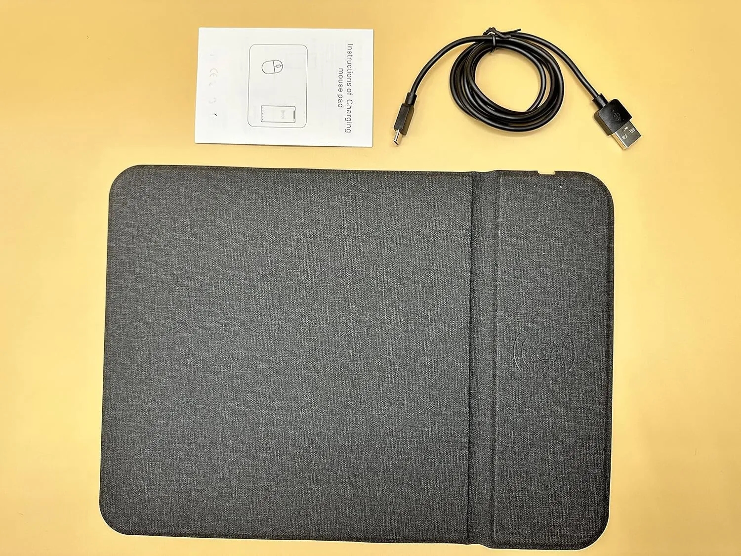 15W Fast Wireless Charging Pad with phone stand 4