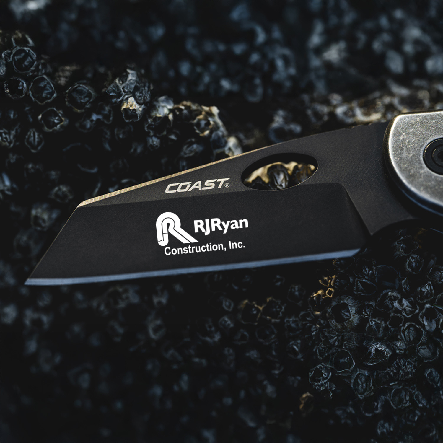 Coast® FX530 EDC Pocket Knife 10