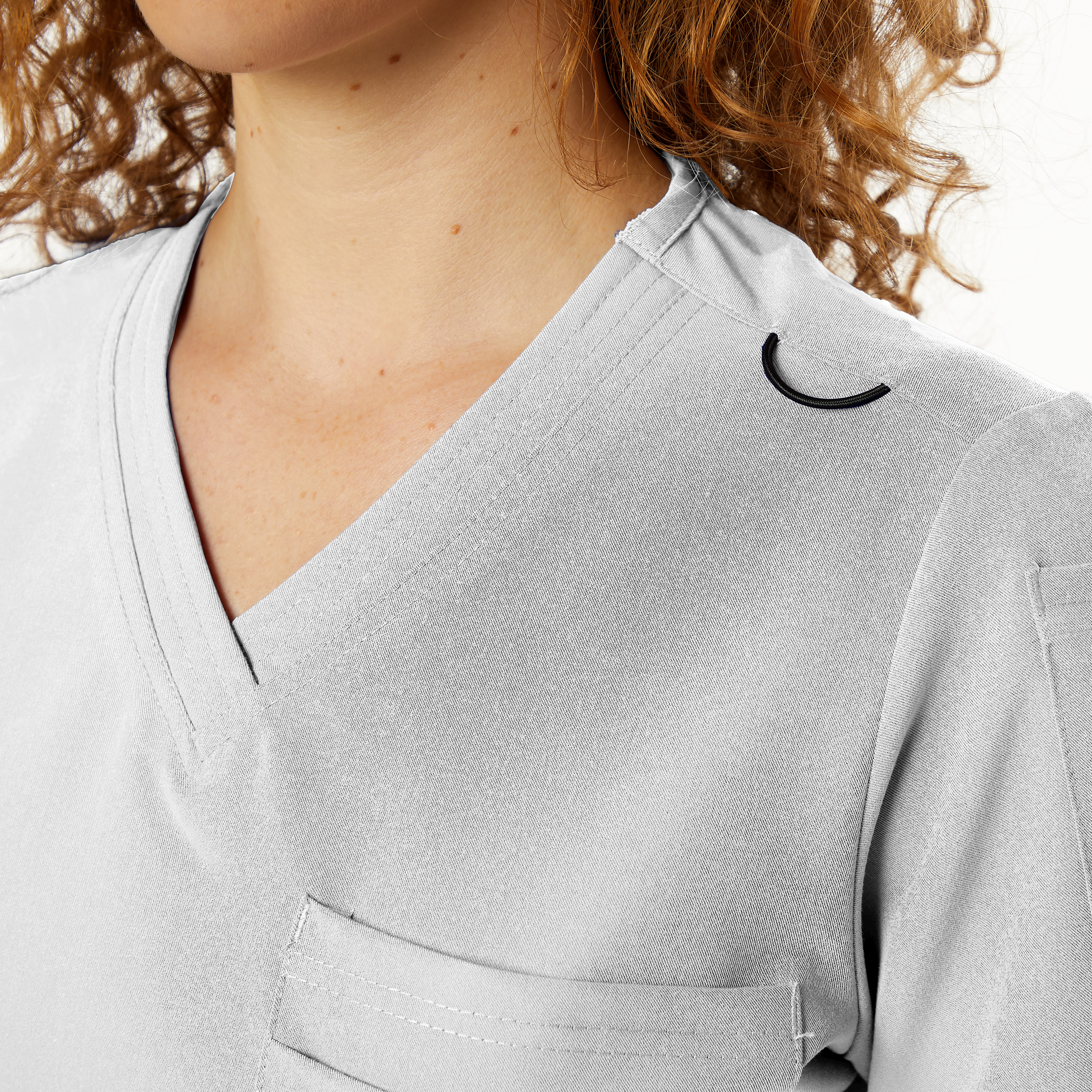 Womens WYND Tuckable Scrub Top 12