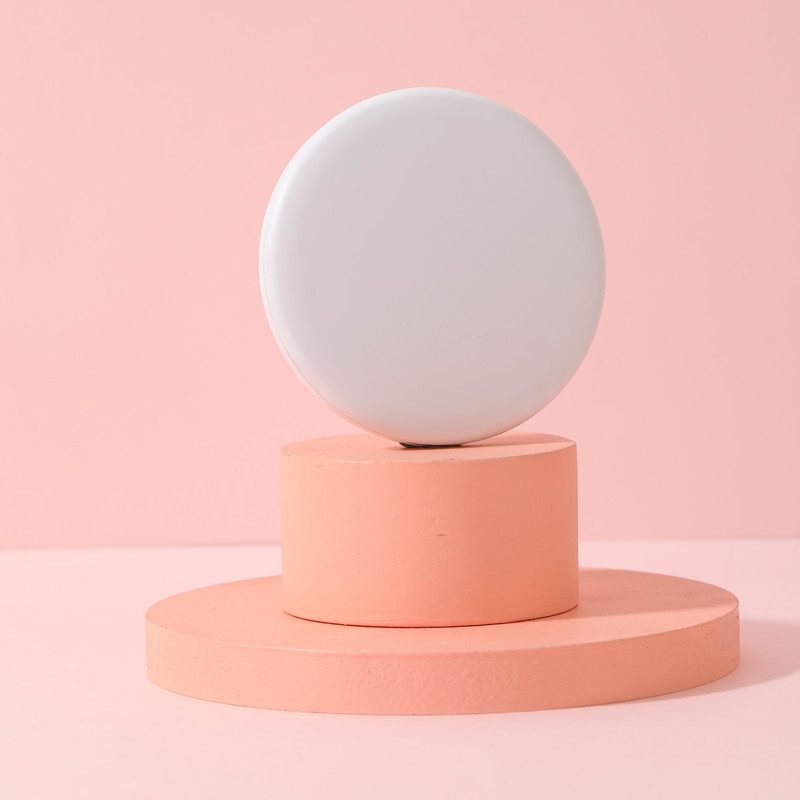 LED Lighted Travel Compact Mirror 4