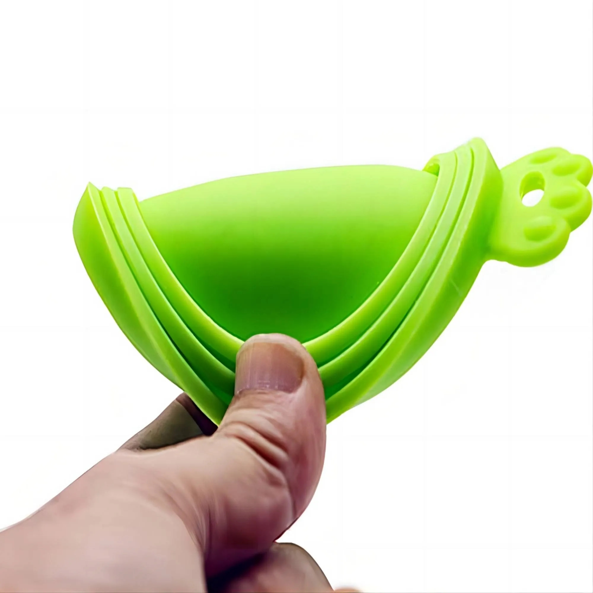 MOQ 50 Reusable Silicone Cover Pet Food Can Lid 3