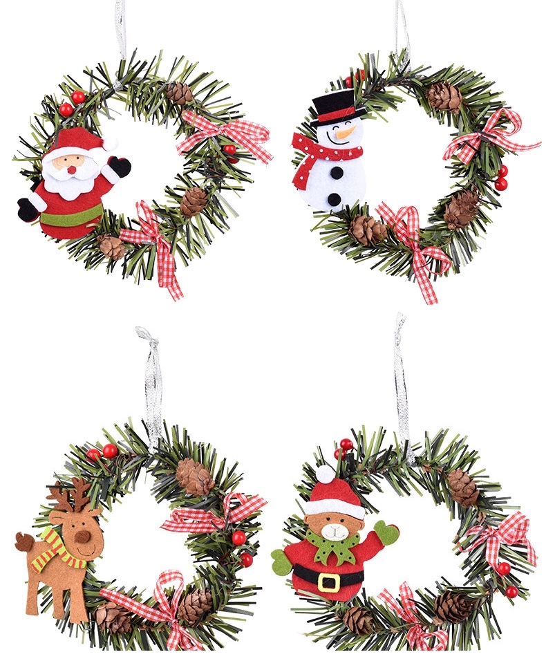 Christmas Wreath Hanging Decoration 2