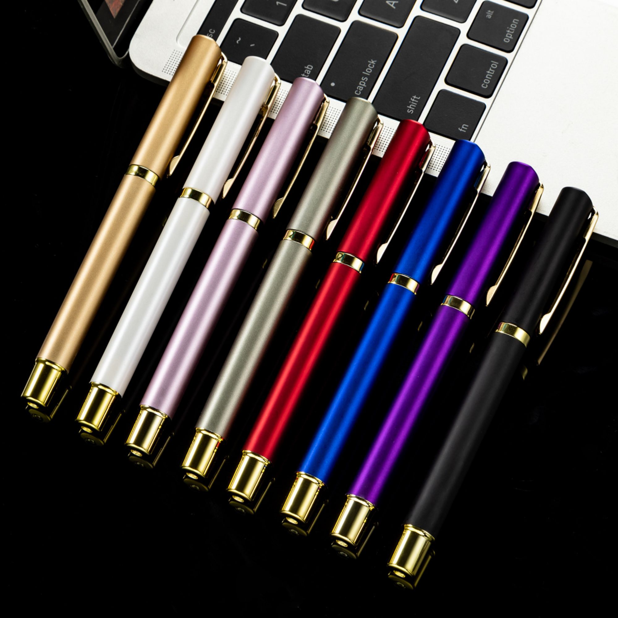 Durable Black Gel Pen 2