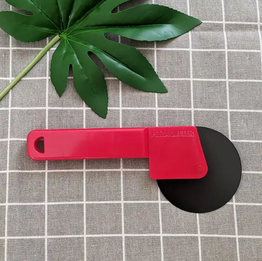 Novelty Vinyl Record Pizza Cutter Wheel 2