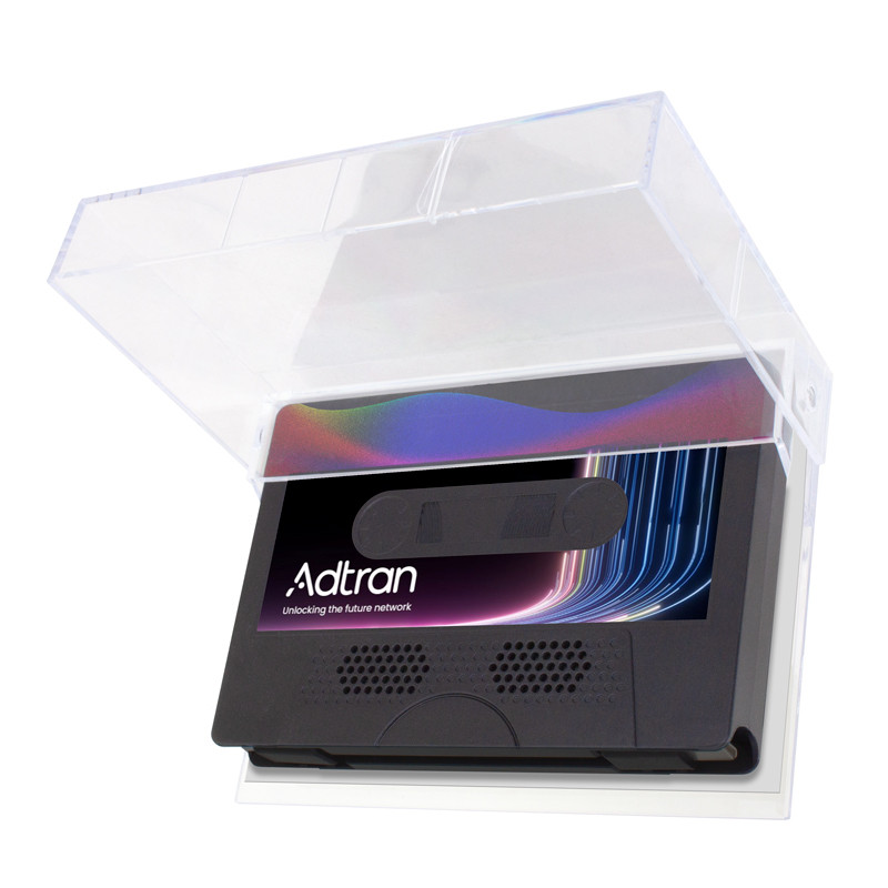 Awesome Mixtape 2.0 Wireless Speaker with One Cable™ Power Bank 32