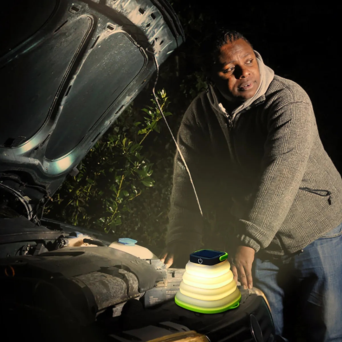 Collapsible Solar Powered LED Camping Lantern 1