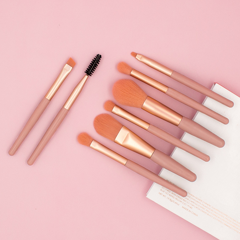 8pcs Wooden Handle Makeup Brush Set With case 3
