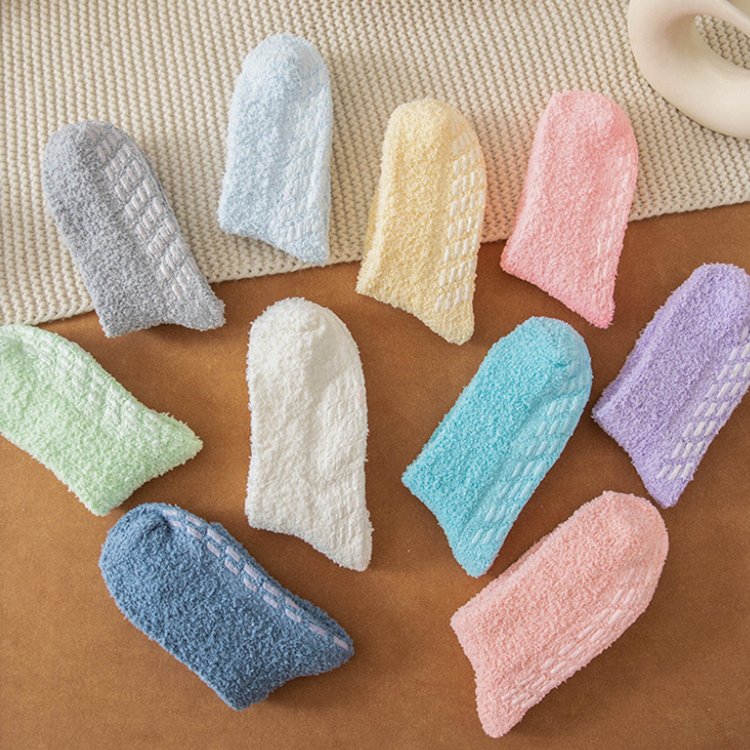 Coral Velvet Socks Women Solid Color Non-Slip 1
