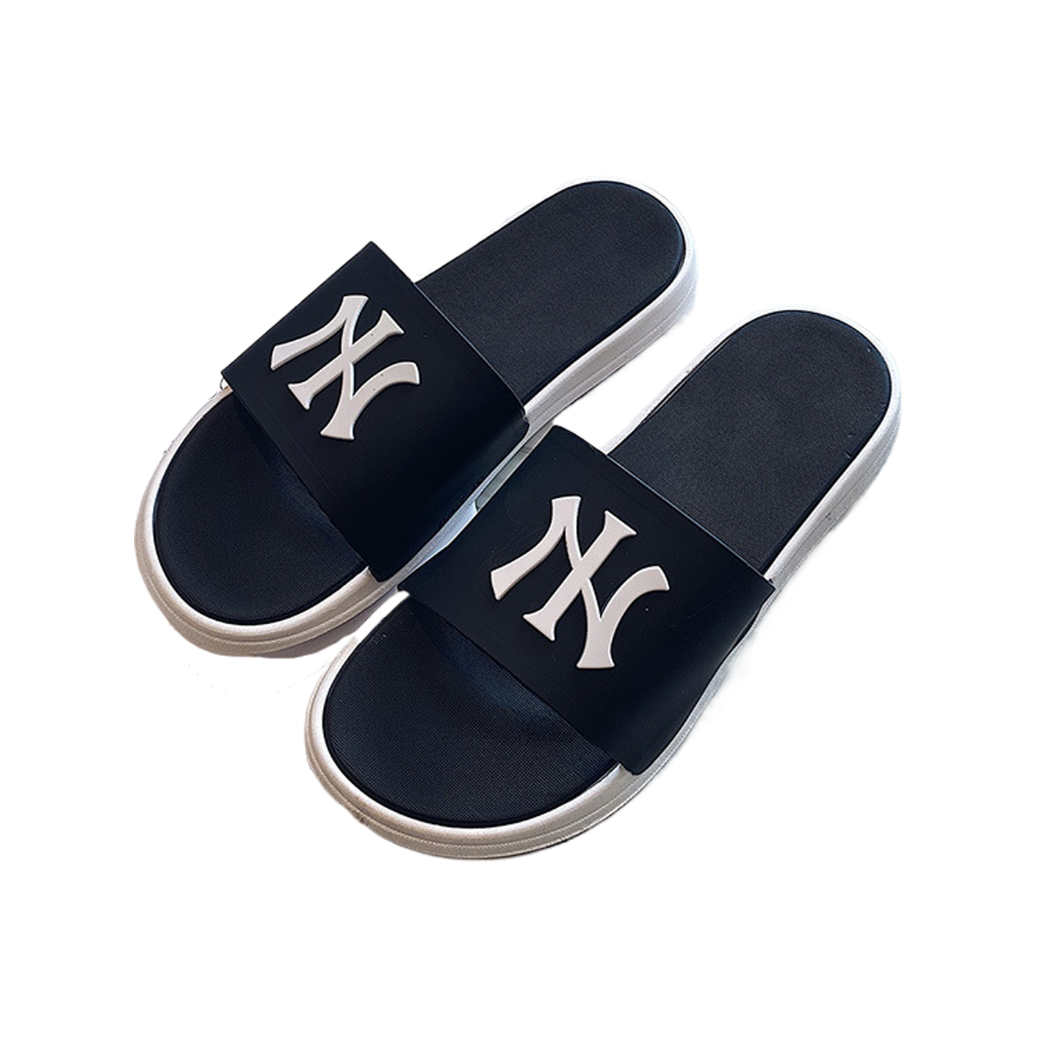 Non-slip and wear-resistant household slippers 3