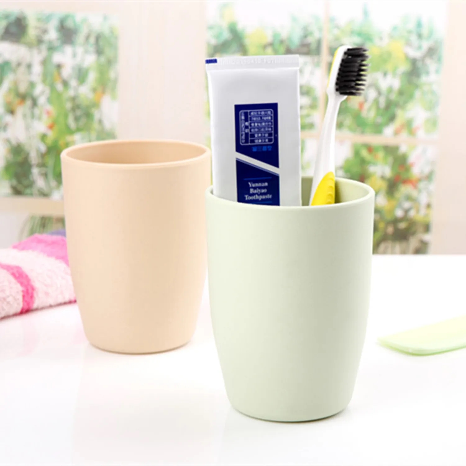 Creative Plastic Couple Toothbrush Wash Cup 8