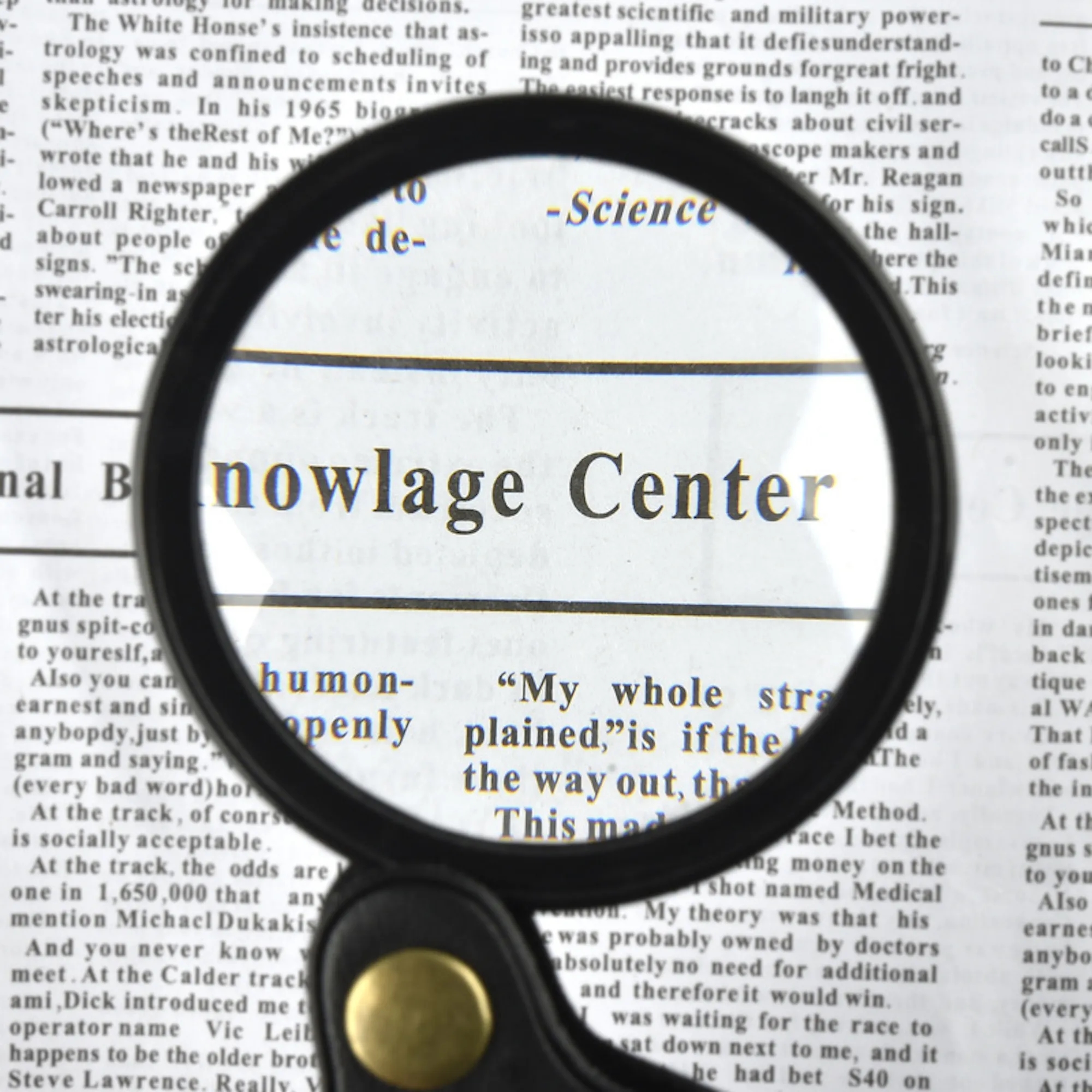 Portable pocket Magnifier 10x 3
