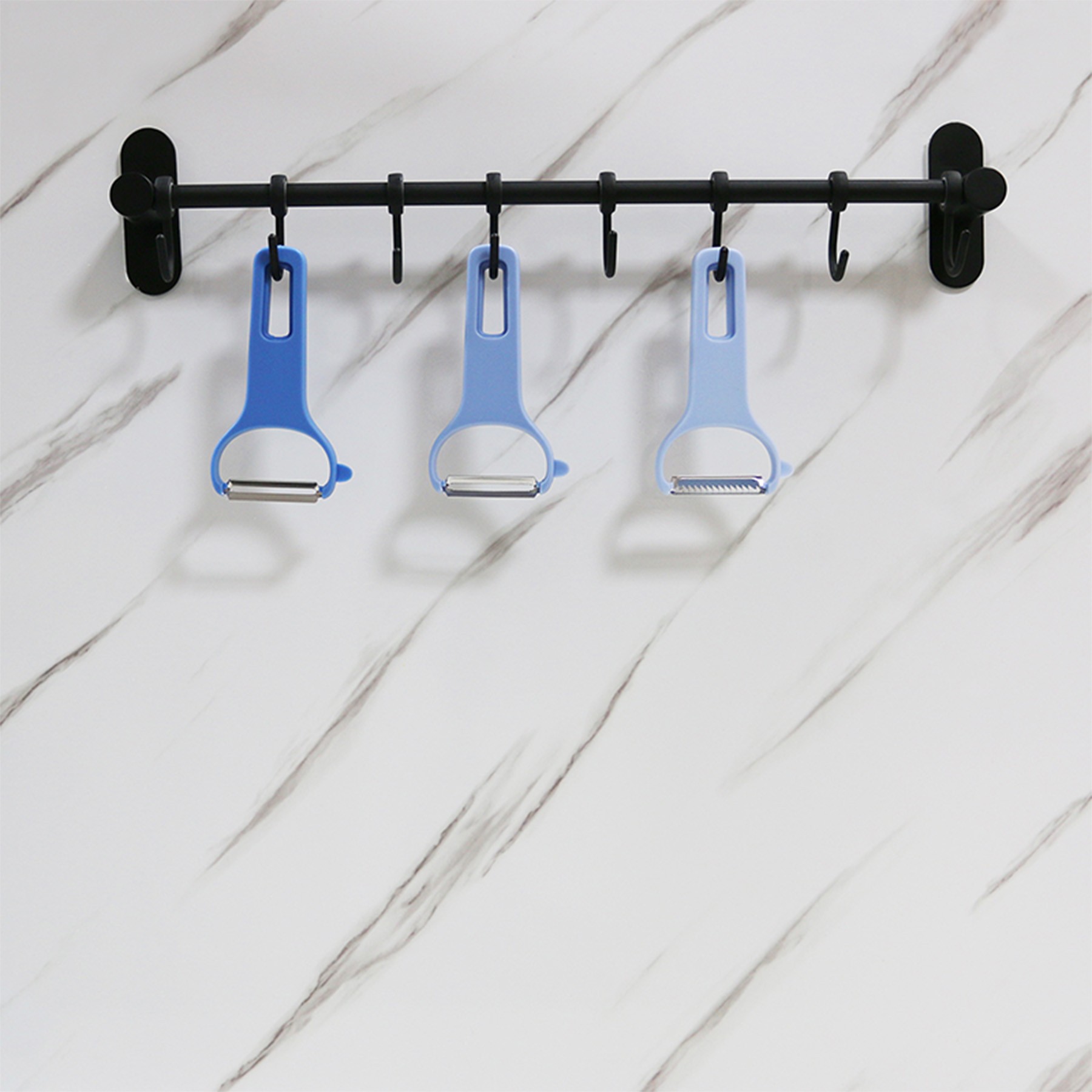 Three-Piece Peeler Set 4