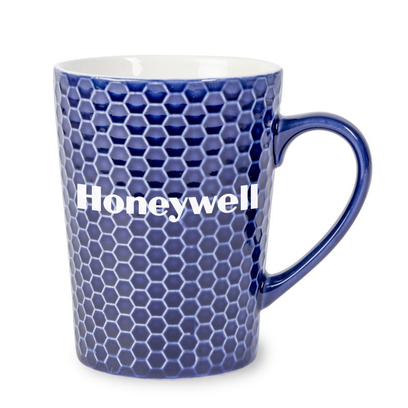ACE Golf Ball Mug 4