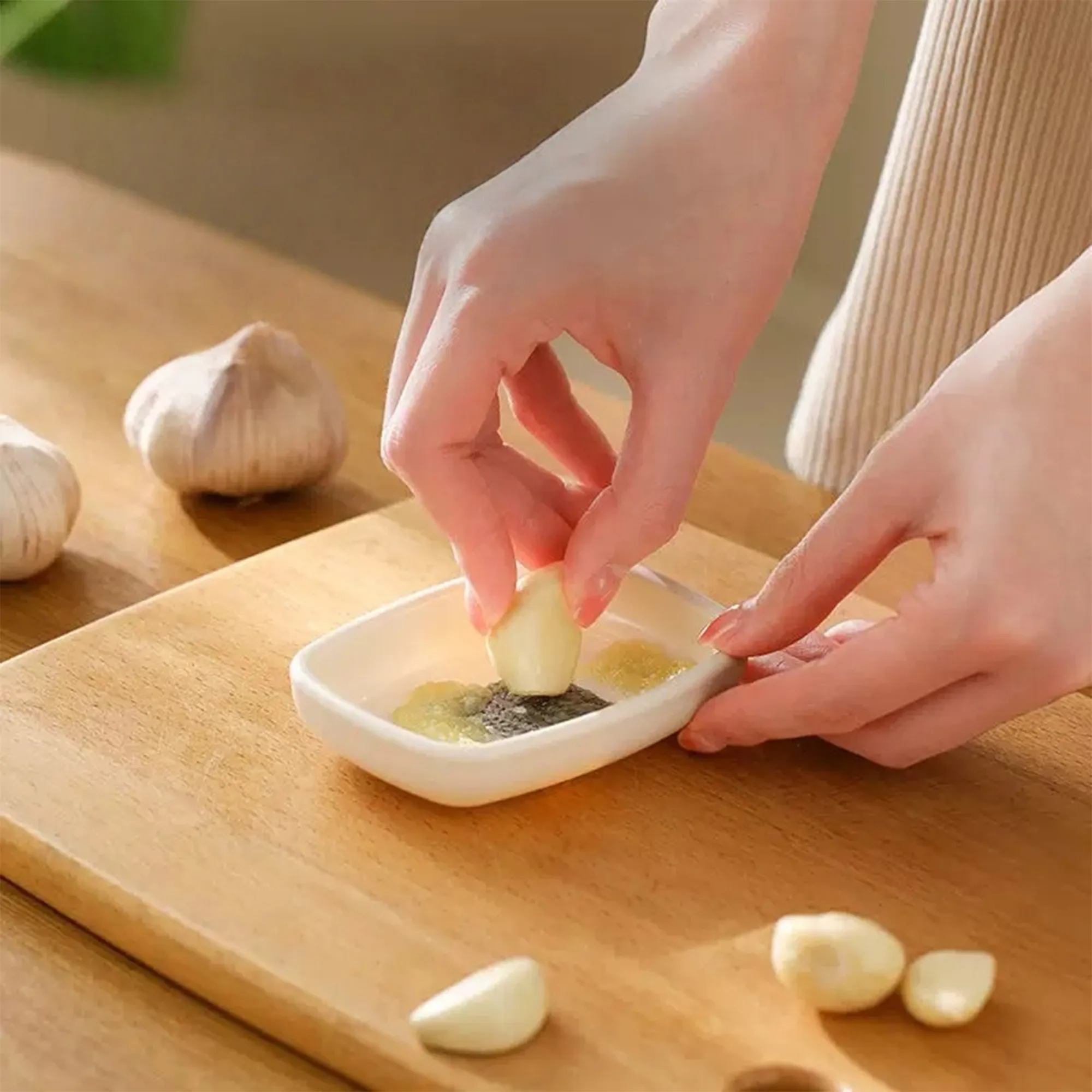 Multi-functional Manual Garlic Press 5